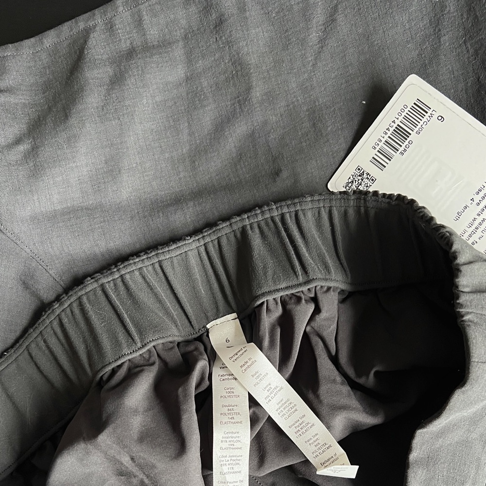 Lululemon Flat Front Short - Picture 3 of 4